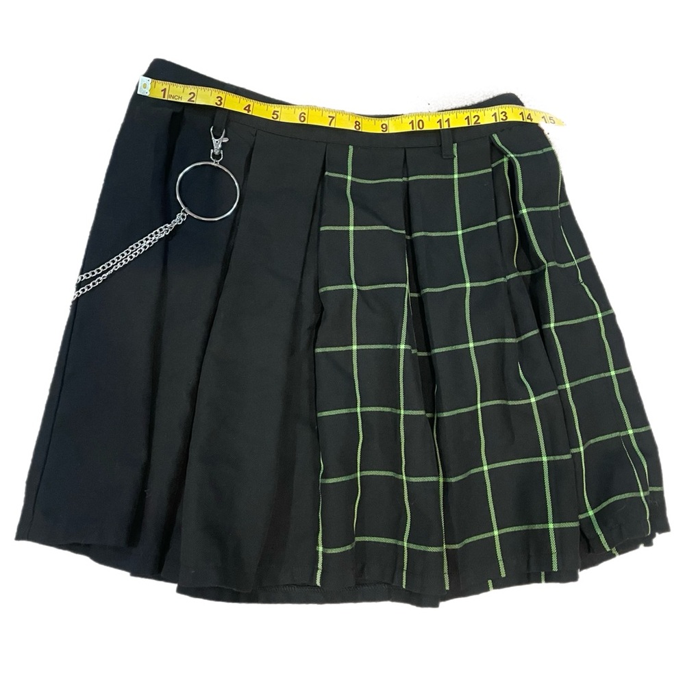 Hot Topic Pleated Mini Green And Black Grid Chain Skirt Goth Punk Emo Alt Size M - Picture 6 of 7